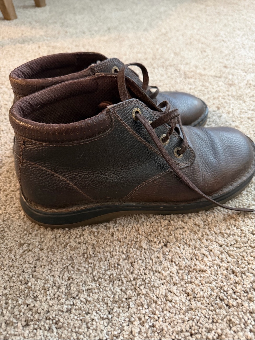 Dr. Martens Men's Dark Brown Leather Chukka Boots